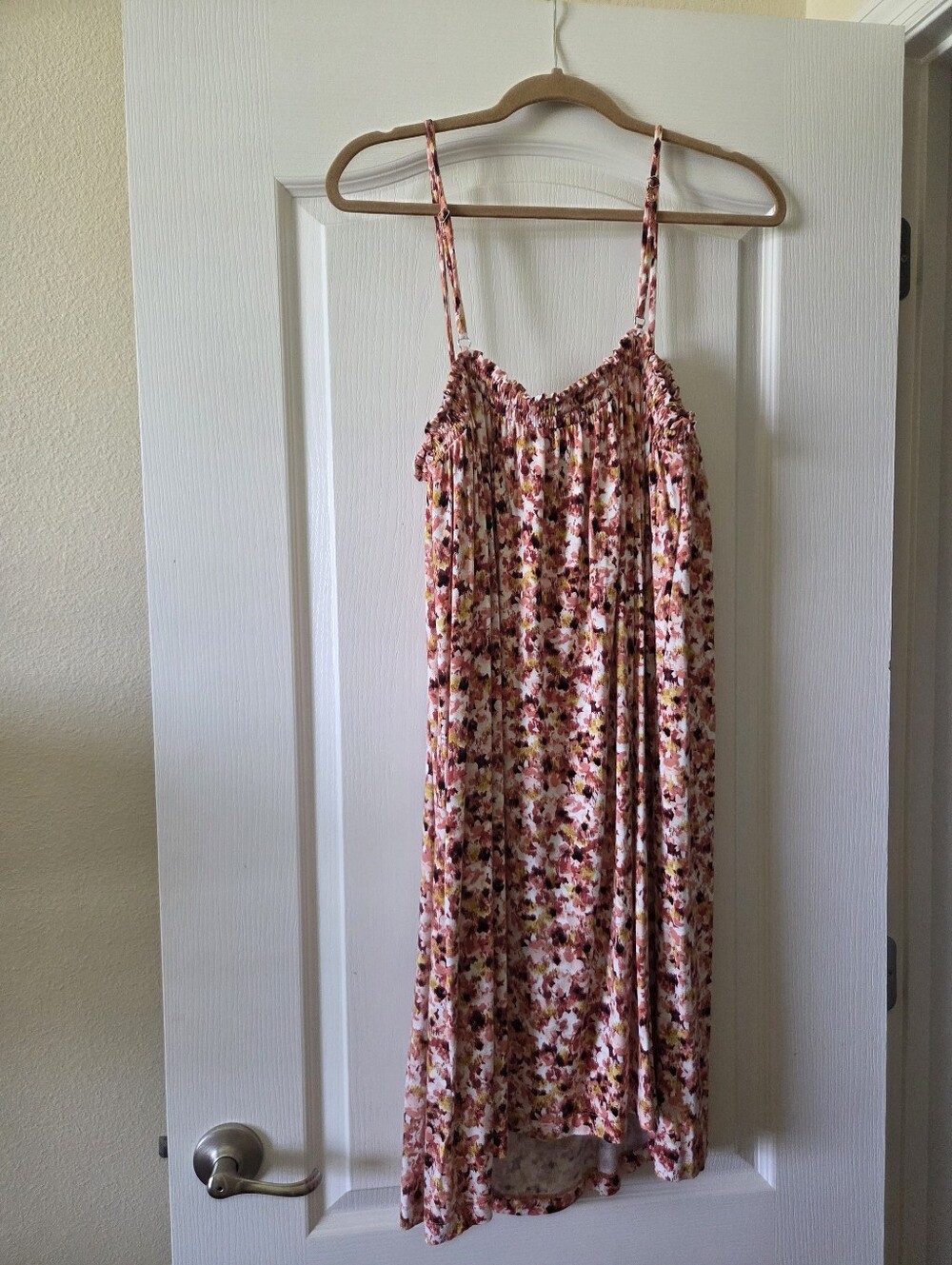 Soma Womens Size L Red Floral Dress NWT With Built In Bra